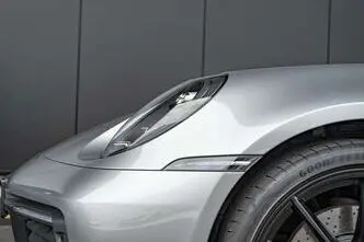 Porsche 911, 3.0, 331 kW, бензин, автомат, полный привод
