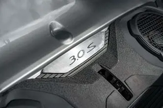Porsche 911, 3.0, 331 kW, бензин, автомат, полный привод