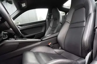 Porsche 911, 3.0, 331 kW, бензин, автомат, полный привод