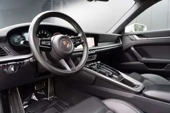 Porsche 911, 3.0, 331 kW, бензин, автомат, полный привод