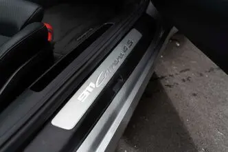 Porsche 911, 3.0, 331 kW, бензин, автомат, полный привод