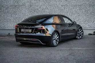 Tesla Model 3, 366 kW, elekter, automaat, nelikvedu