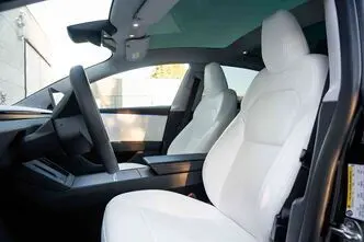 Tesla Model 3, 366 kW, elekter, automaat, nelikvedu