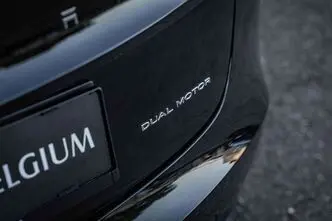 Tesla Model 3, 366 kW, elekter, automaat, nelikvedu