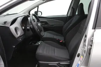 Toyota Yaris, 1.3, 73 kW, bensiin, automaat, esivedu
