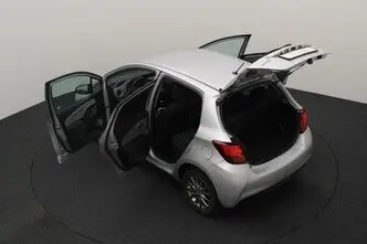 Toyota Yaris, 1.3, 73 kW, bensiin, automaat, esivedu