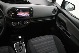 Toyota Yaris, 1.3, 73 kW, bensiin, automaat, esivedu