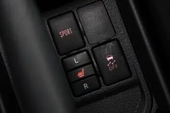 Toyota Yaris, 1.3, 73 kW, bensiin, automaat, esivedu