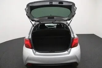 Toyota Yaris, 1.3, 73 kW, bensiin, automaat, esivedu