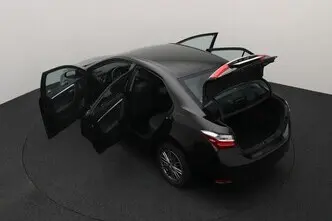 Toyota Corolla, 1.6, 97 kW, bensiin, automaat, esivedu
