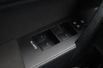 Toyota Corolla, 1.6, 97 kW, bensiin, automaat, esivedu