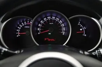 Kia Venga, 1.6, 91 kW, bensiin, automaat, esivedu