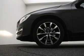 Volvo V60, 2.0, 88 kW, diisel, manuaal, esivedu