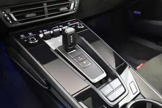 Porsche 911, 3.0, 353 kW, bensiin, automaat, nelikvedu