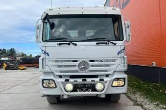 Mercedes-Benz Actros, 300 kW, дизель, автомат
