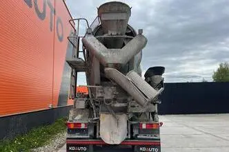 Mercedes-Benz Actros, 300 kW, дизель, автомат