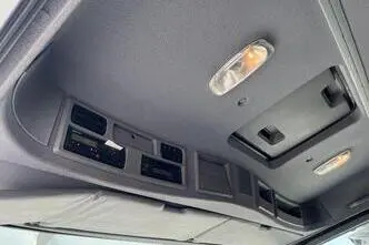 Mercedes-Benz Actros, 300 kW, дизель, автомат