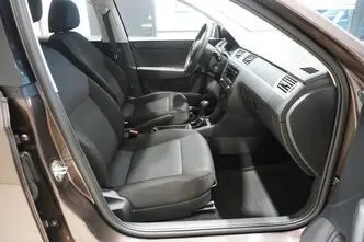 Škoda Rapid, 1.2, 63 kW, bensiin, manuaal, esivedu