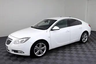 Opel Insignia, 2.0, 118 kW, дизель, автомат, полный привод