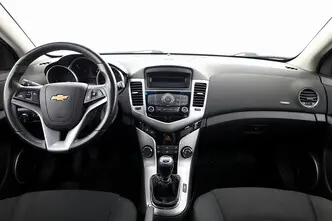 Chevrolet Cruze, 1.6, 123 kW, бензин, механическая, передний привод