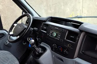 Ford Transit, 2.2, 140 kW, дизель, механическая, передний привод