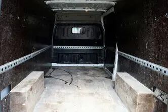 Ford Transit, 2.2, 140 kW, дизель, механическая, передний привод