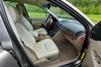 Volvo XC90, 2.4, 136 kW, diesel, automatic, four-wheel drive