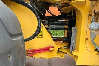 Volvo L 90 F 4x4, 128 kW, diesel, automatic