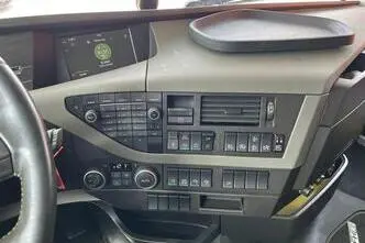 Volvo FH 16 650 6x2, 488 kW, diesel, automatic