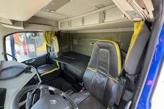 Volvo FH 16 750 6x4, 551 kW, дизель, автомат
