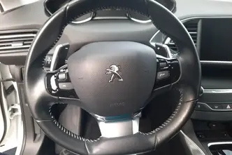 Peugeot 308, 1.2, 96 kW, bensiin, automaat, esivedu