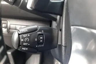 Peugeot 308, 1.2, 96 kW, bensiin, automaat, esivedu