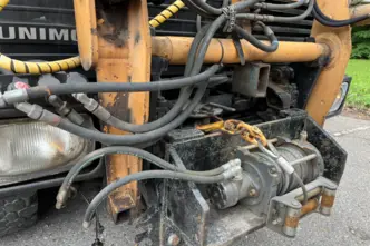 Mercedes-Benz UNIMOG U1400, 6.0, 100 kW, дизель, механическая, полный привод
