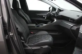 Peugeot 5008, 1.5, 96 kW, diisel, automaat, esivedu