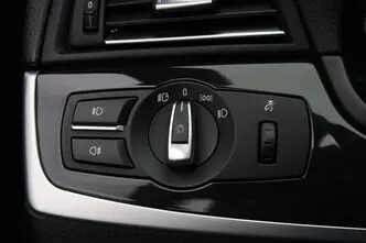 BMW 520, 2.0, 135 kW, bensiin, automaat, tagavedu