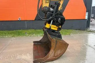 Caterpillar 320 E, 113 kW, diisel