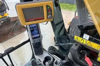 Caterpillar 320 E, 113 kW, diisel