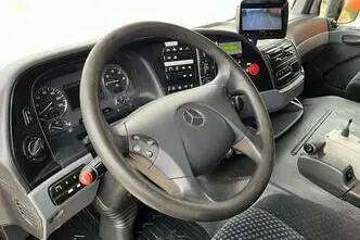 Mercedes-Benz Actros, 320 kW, дизель, автомат