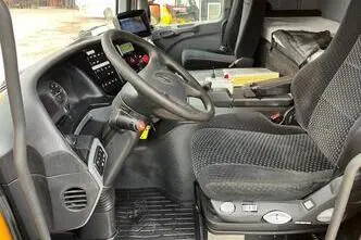 Mercedes-Benz Actros, 320 kW, дизель, автомат