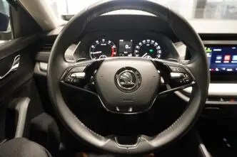 Škoda Octavia, 1.0, 81 kW, гибрид, автомат, передний привод