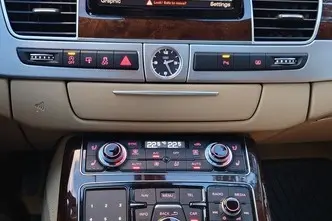 Audi A8, 4.1, 283 kW, дизель, автомат, полный привод