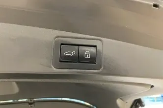 Toyota Corolla, 2.0, 135 kW, hübriid, automaat, esivedu