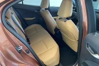 Lexus UX 300, 57 kW, электричество, автомат, передний привод
