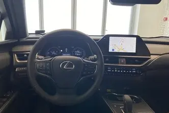 Lexus UX 300, 57 kW, электричество, автомат, передний привод