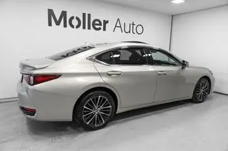 Lexus ES 300, 2.5, 131 kW, automaat, esivedu