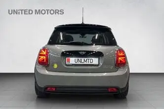 MINI Cooper SE, 135 kW, elekter, automaat, esivedu