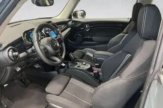 MINI Cooper SE, 135 kW, elekter, automaat, esivedu