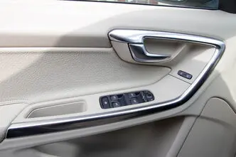 Volvo S60, 2.4, 151 kW, diisel, automaat, nelikvedu