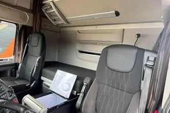 DAF XF 530 6x2, 390 kW, дизель, автомат