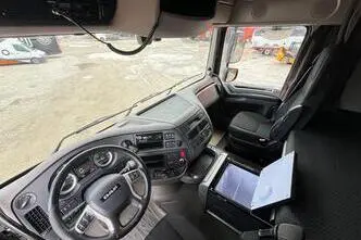 DAF XF 530 6x2, 390 kW, дизель, автомат